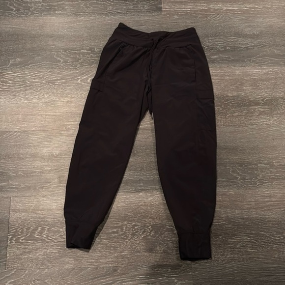 CALIA by Carrie Underwood
Women’s jogging bottoms 
Size xs - Picture 1 of 4